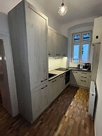 Suite 49