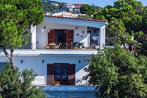 The Sea House Skiathos