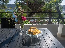 Hotel Issa