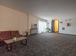 Hotel Issa