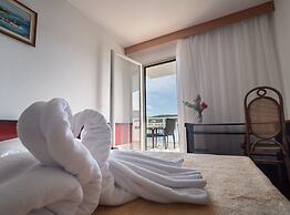 Hotel Issa