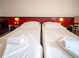Hotel Issa
