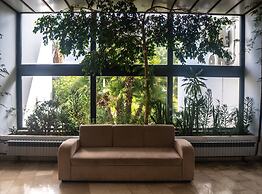Hotel Issa