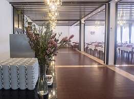 Hotel Issa