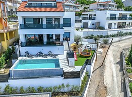 Villa Vista Luxury and Style