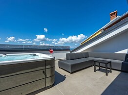 Villa Vista Luxury and Style