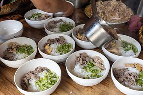 Khói Homestay and Restaurant