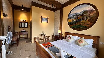 Khói Homestay and Restaurant