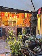 Khói Homestay and Restaurant