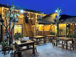 Khói Homestay and Restaurant