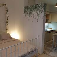 Sagma Athens House Metro Panormou