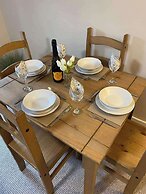 Seaside Escape at Ty Bugail - Holyhead