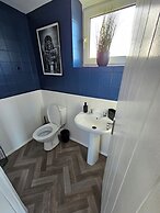 Seaside Escape at Ty Bugail - Holyhead