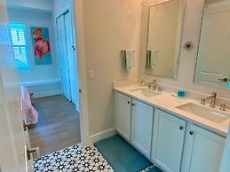 Nautical Nest in Fort Myers Beach