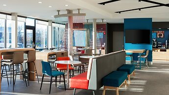avid hotel Plano North by IHG