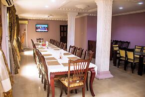 Goldstone Luxury Hotel