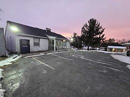 Skyline Motel By OYO Waynesboro US 250