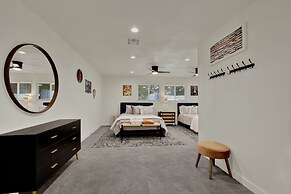 Whitewater River House - Game Room, Firepit, Walking Distance to White