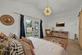 Poplar Place - Q With Hot tub and Firepit - 5 min to Main