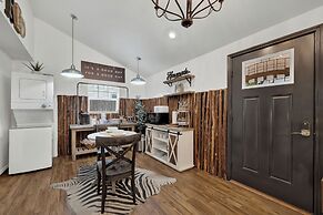 Poplar Place Soho With Hot Tub - 6 Blks to Main St