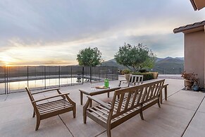 Cleveland Vista by Avantstay Pool, Hot Tub, Fire Pit + Panoramic Views