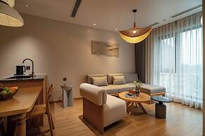 Nam Dat Hotel by D'Lecia Ha Long