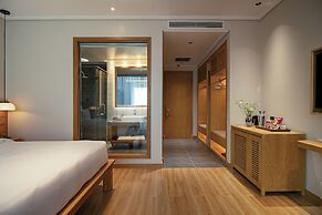 Nam Dat Hotel by D'Lecia Ha Long