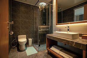 Nam Dat Hotel by D'Lecia Ha Long