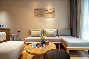 Nam Dat Hotel by D'Lecia Ha Long