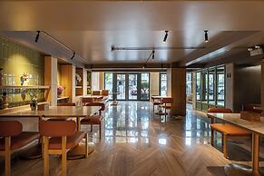 Nam Dat Hotel by D'Lecia Ha Long