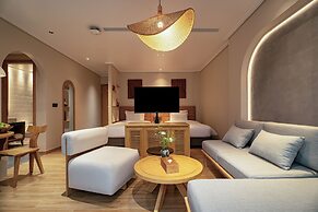 Nam Dat Hotel by D'Lecia Ha Long