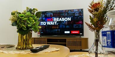 Moonway Luxury Suites At CORE Residence