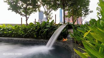Moonway Luxury Suites At CORE Residence