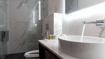 Moonway Luxury Suites At CORE Residence