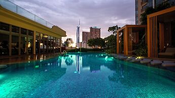 Moonway Luxury Suites At CORE Residence