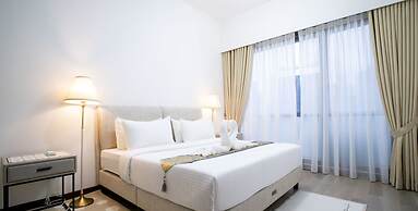 Moonway Luxury Suites At CORE Residence