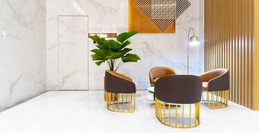 Moonway Luxury Suites At CORE Residence