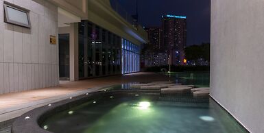 Moonway Luxury Suites At CORE Residence