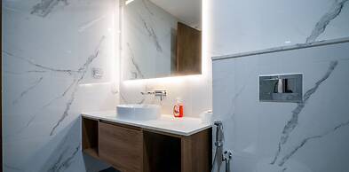 Moonway Luxury Suites At CORE Residence