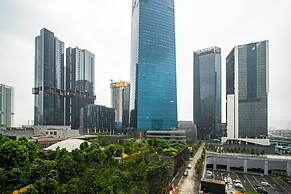 Moonway Luxury Suites At CORE Residence