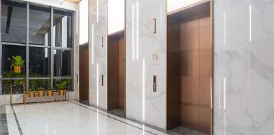 Moonway Luxury Suites At CORE Residence