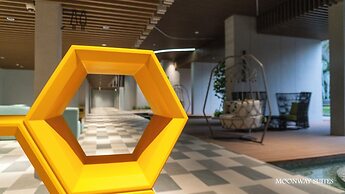 Moonway Luxury Suites At CORE Residence