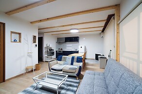 FURANO DOWNTOWN APARTMENT D
