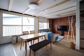 FURANO DOWNTOWN APARTMENT D