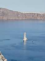 Charming 1705 Castle House in Pirgos Kallistis, Greece