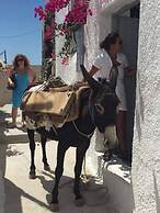 Charming 1705 Castle House in Pirgos Kallistis, Greece