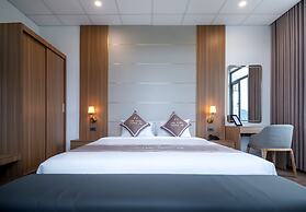 Núi Vàng Tràng An