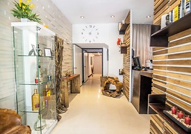 The Shoreline Suites