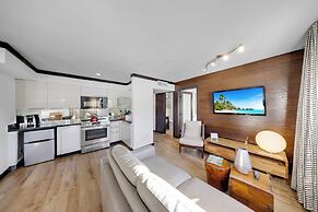 The Shoreline Suites