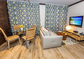 The Shoreline Suites